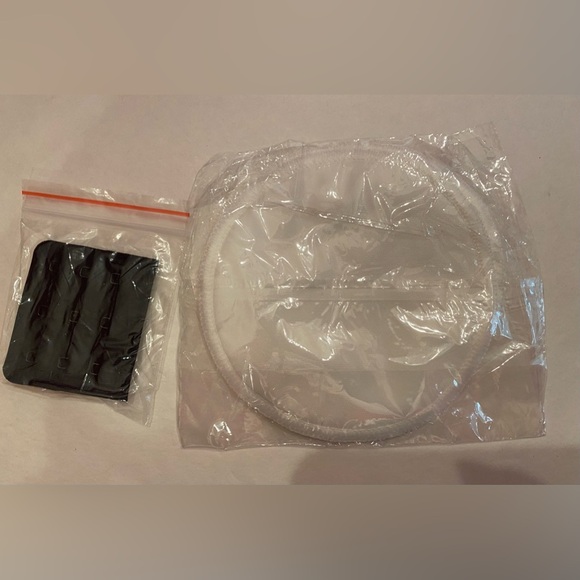 NWT Momcozy Nursing Maternity Bra Size Small - Picture 8 of 10